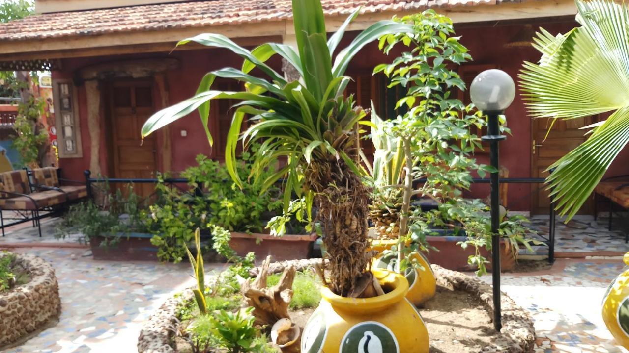 Auberge Khady Saly Portudal Exterior photo